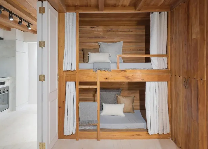Twin Casa 2 Connected Units For 12pax 4br Big Groups Apartment Cebu