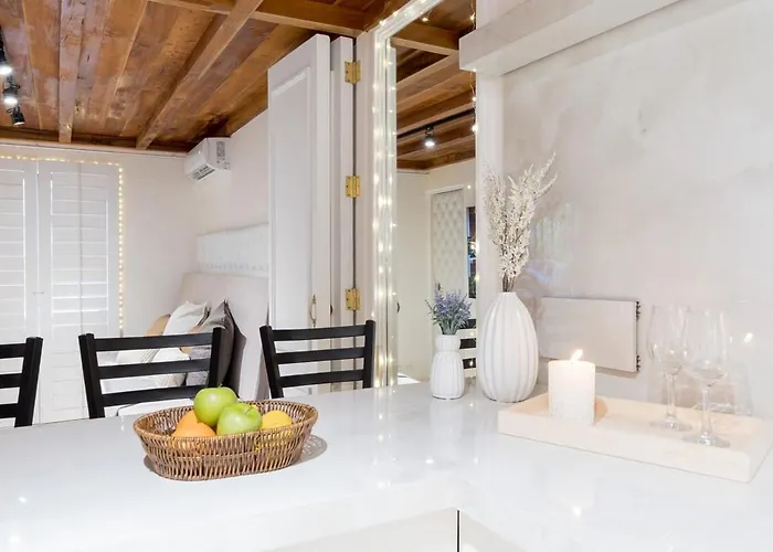 Apartment Twin Casa 2 Connected Units For 12pax 4br Big Groups